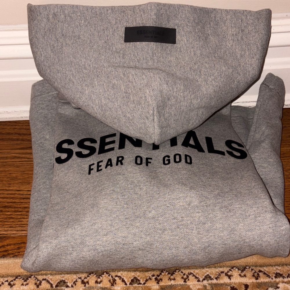 Essentials fear of god gray sweatshirt